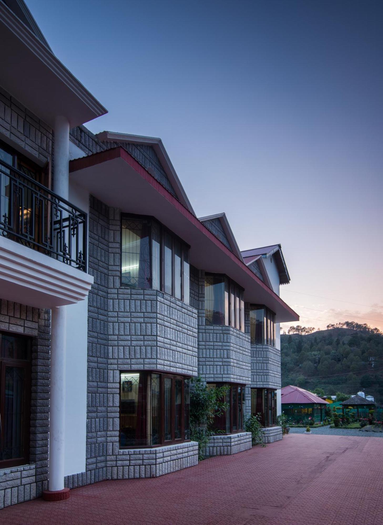 נייניטל Ivy The Boutique Hotel Near Neem Karoli Temple מראה חיצוני תמונה