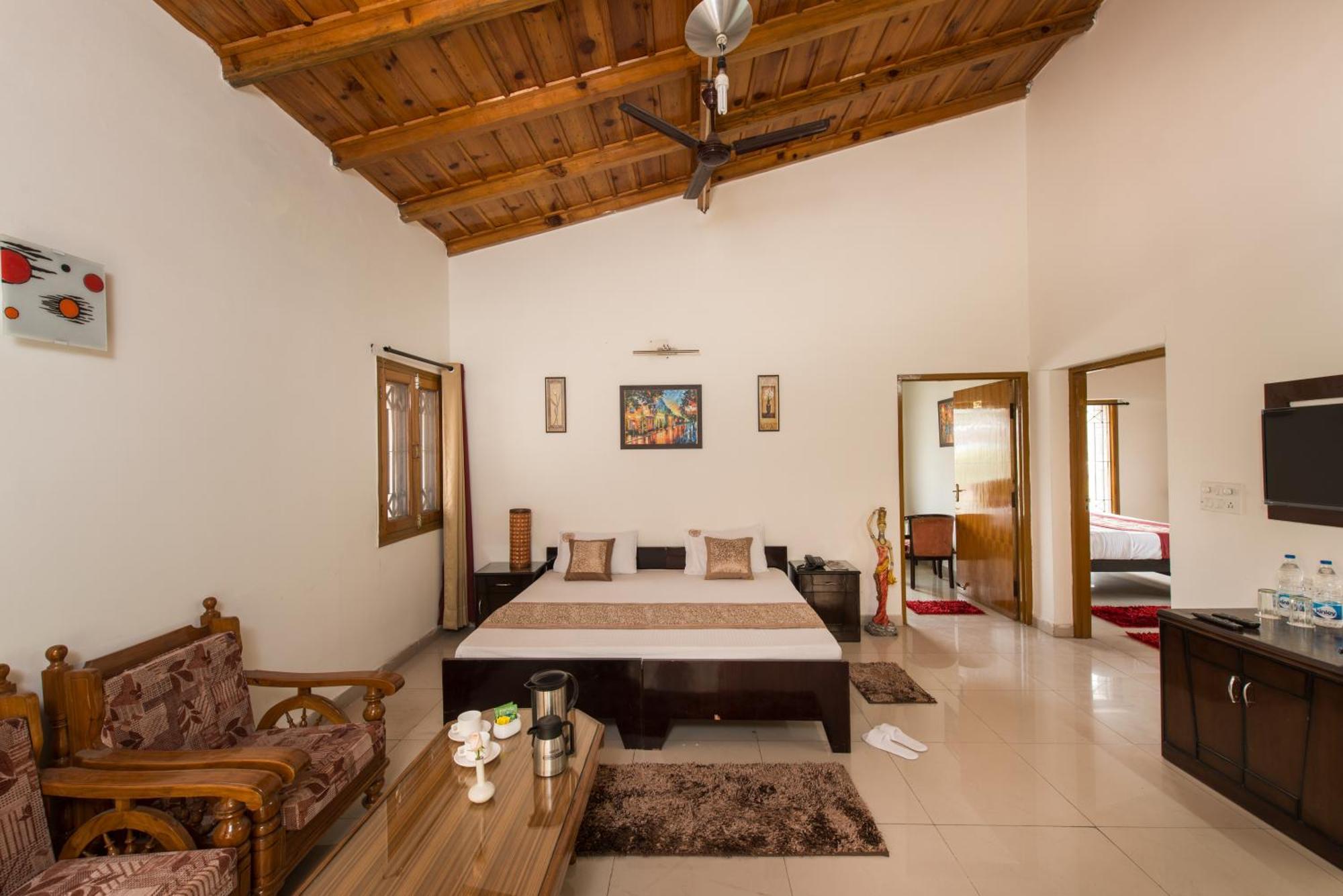 נייניטל Ivy The Boutique Hotel Near Neem Karoli Temple מראה חיצוני תמונה