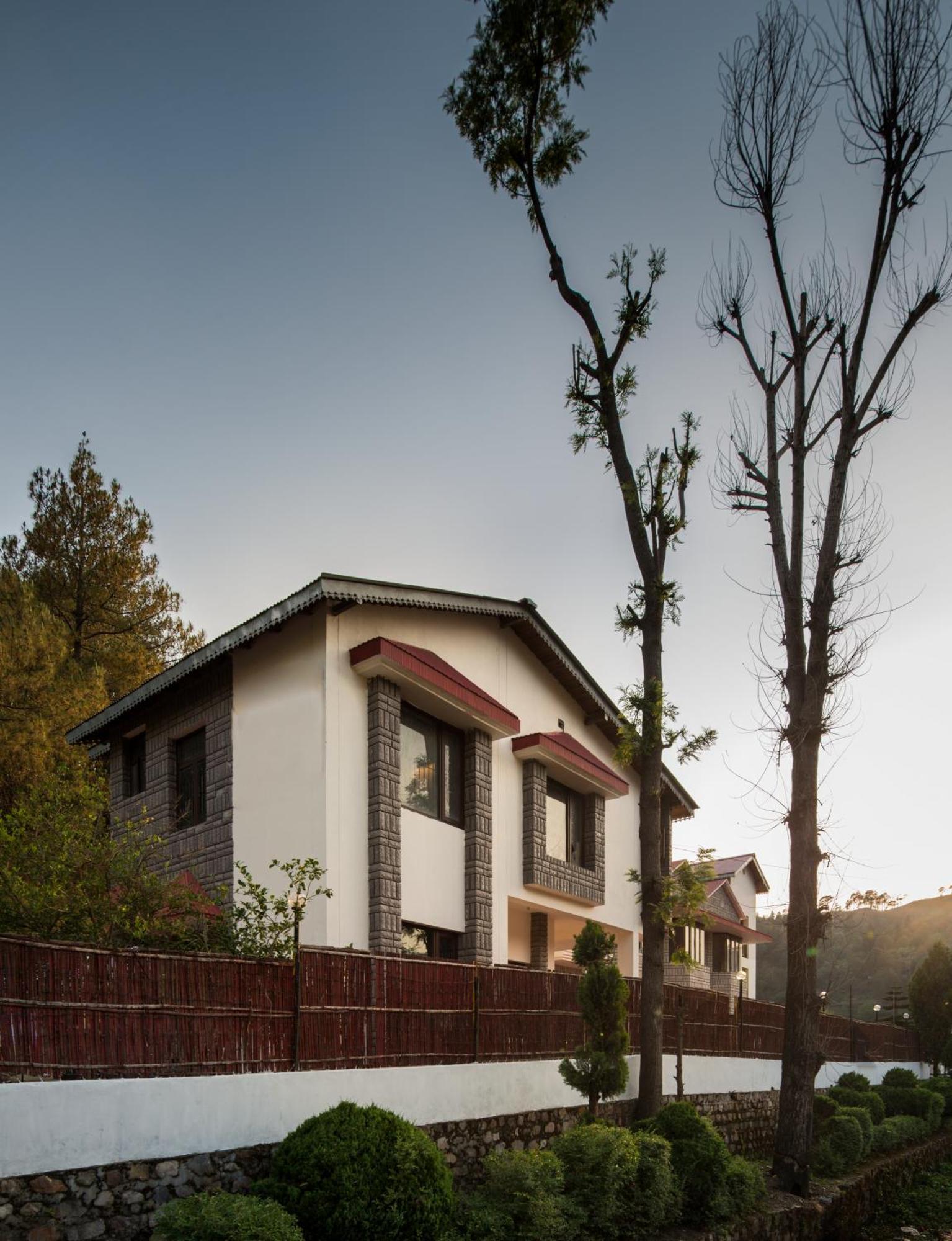 נייניטל Ivy The Boutique Hotel Near Neem Karoli Temple מראה חיצוני תמונה